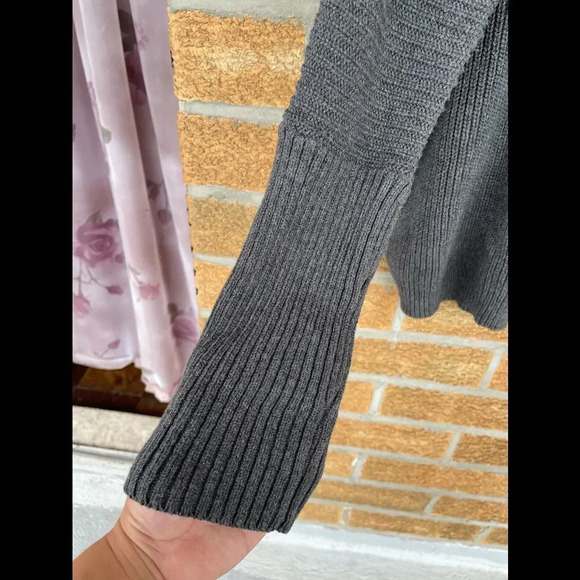 Buddha Solstice Two-Tone Lightweight Cotton Pullover - Picture 4 of 10